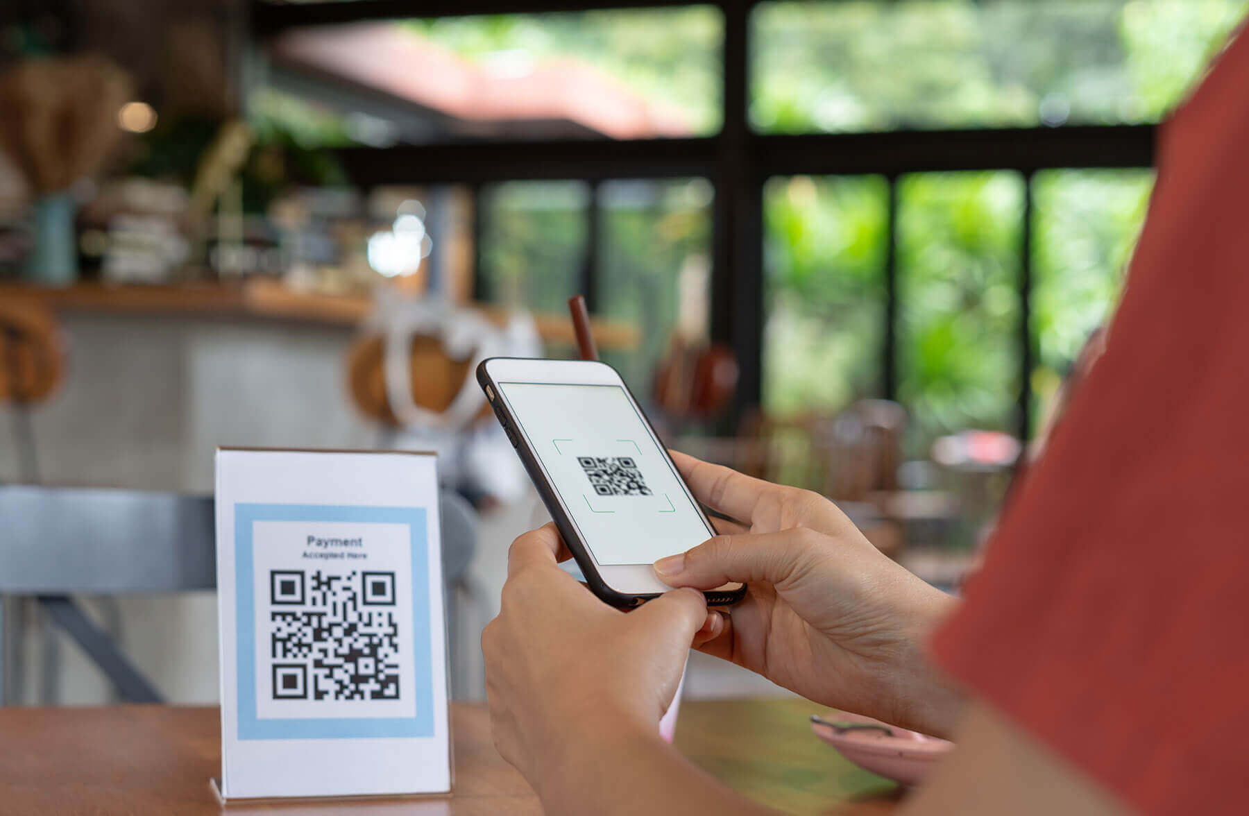 nfc-vs-qr-in-mobile-payment-world-2